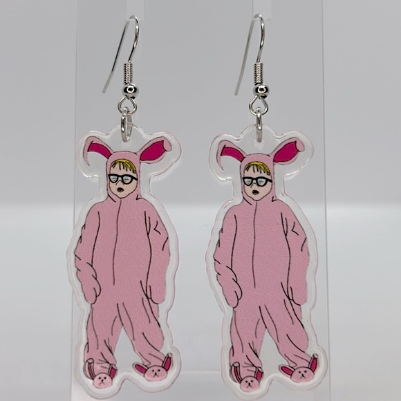 “The Christmas Story” Ralphie’s Pink Rabbit Pajamas Acrylic Earrings - Picture 1 of 3